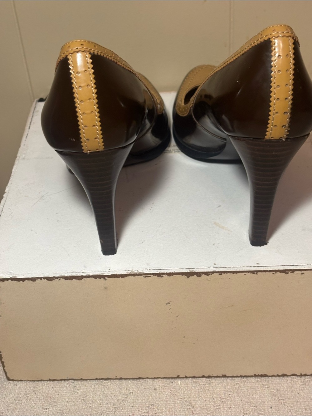 Lauren Ralph Lauren Brown and Tan Mary Jane Heeled Pumps - Picture 5 of 11
